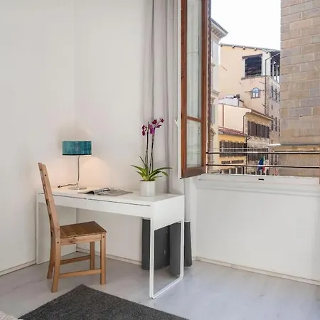 Апартаменты Florence- 4 Bedroom In Pellicceria Флоренция